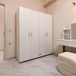 Ninemia House Apartament